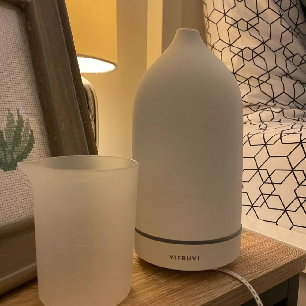 Vitruvi Stone White Diffuser